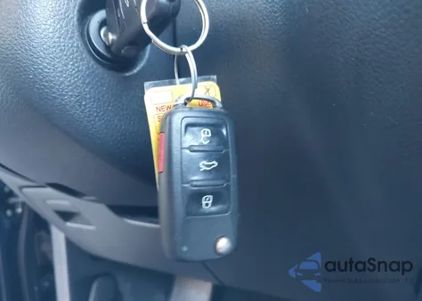 2011 Volkswagen Tiguan S/Se/Sel из США, поврежденный, VIN WVGBV7AX8BW534048